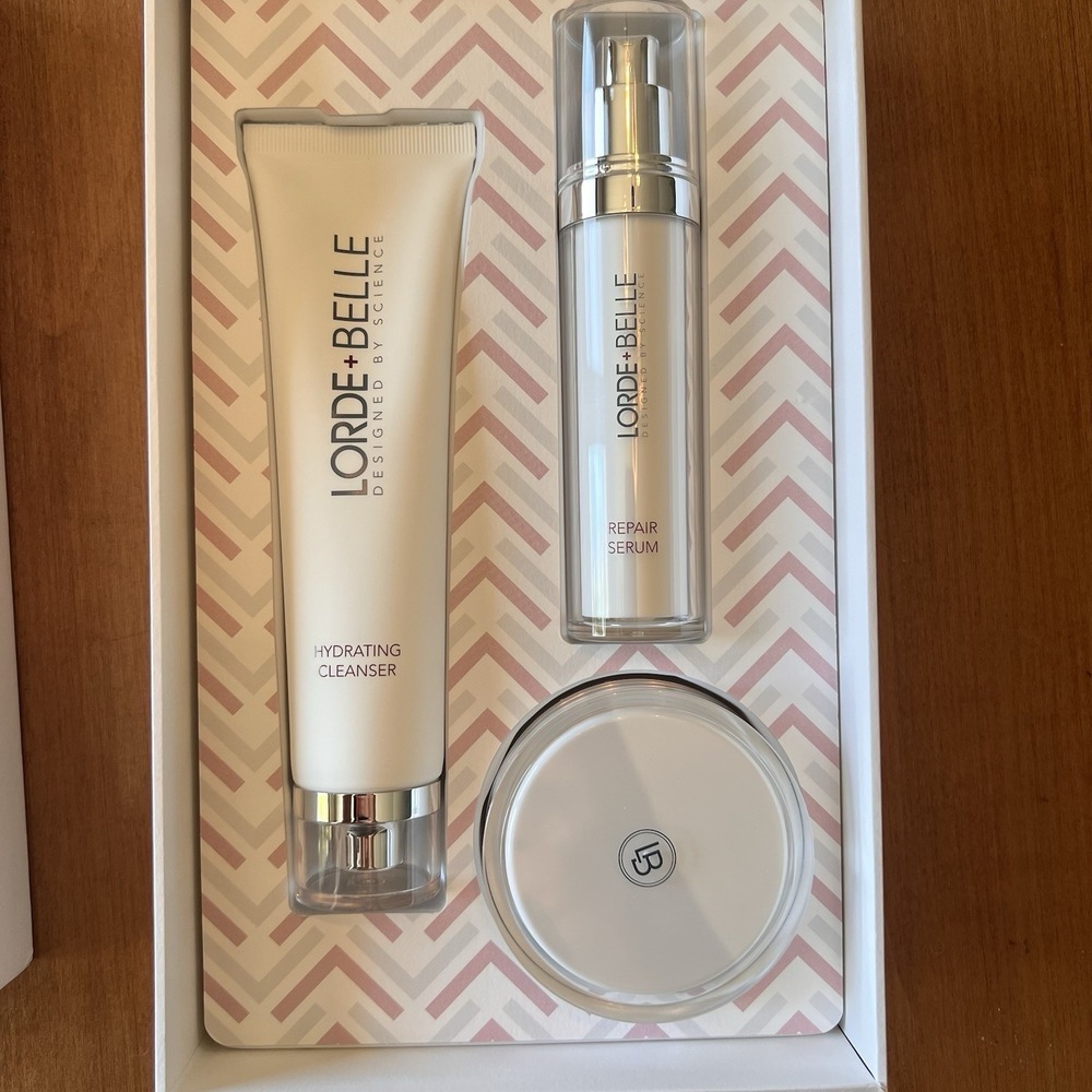 NEW Lorde + Belle 3-Step CC Skincare Regimen Trio 3-Pc Boxed Set MSRP $199 - Picture 9 of 11